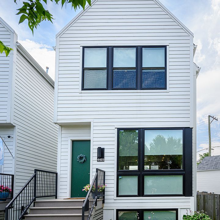 1st image of 4423 W Waveland Ave