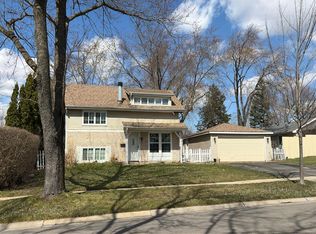 2216 Sycamore Ave, Hanover Park, IL 60133
