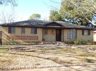 5730 Meadowick Ln, Dallas, TX 75227
