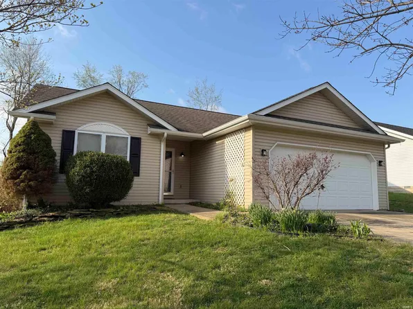 390 E Cardinal Glen Dr, Bloomington, IN 47401