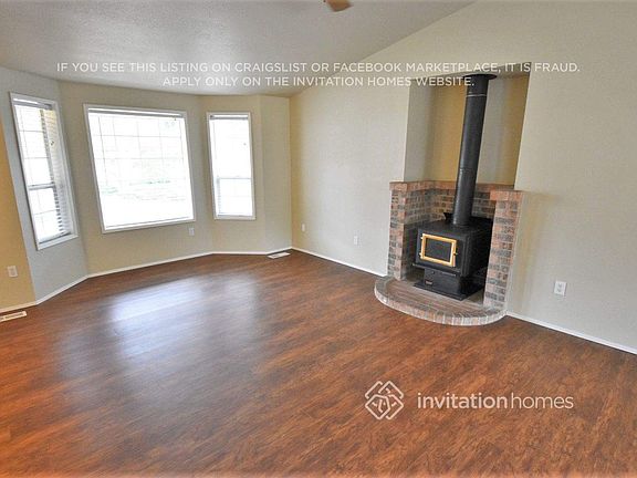 3rd image of 15505 18th Avenue Ct E