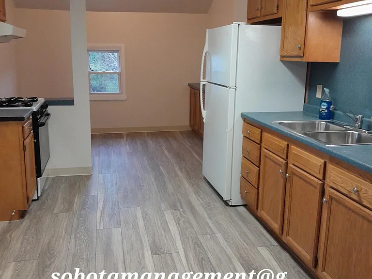 441 New St — Photo 13