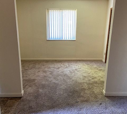 2nd image of 2130 Bellevue Ave #F