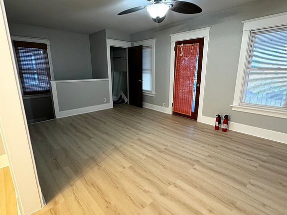 5th image of 620 Linden Ave #U