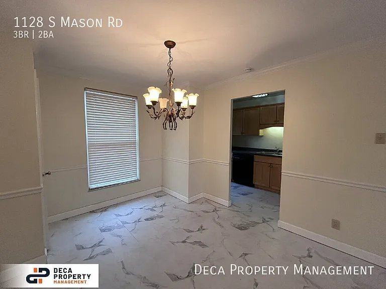 1128 S Mason Rd — Photo 4