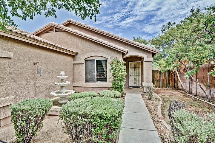 1st image of 6027 N Castano Dr