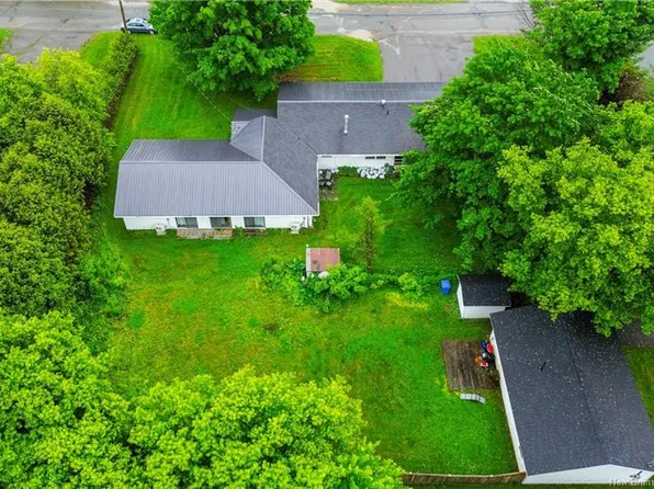 140 Wentworth St, Woodstock, NB E7M 2Z7