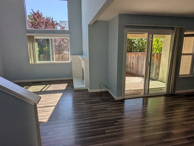 3506 McCoppin Park Ct — Photo 1