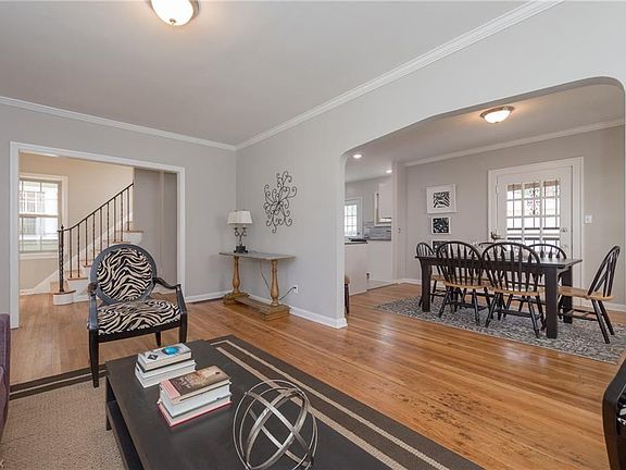 4th image of 16804 Scottsdale Blvd