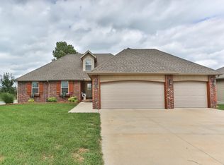 4845 W Shayla Ct, Springfield, MO 65802