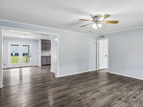4th image of 4238 N Chapel Rd