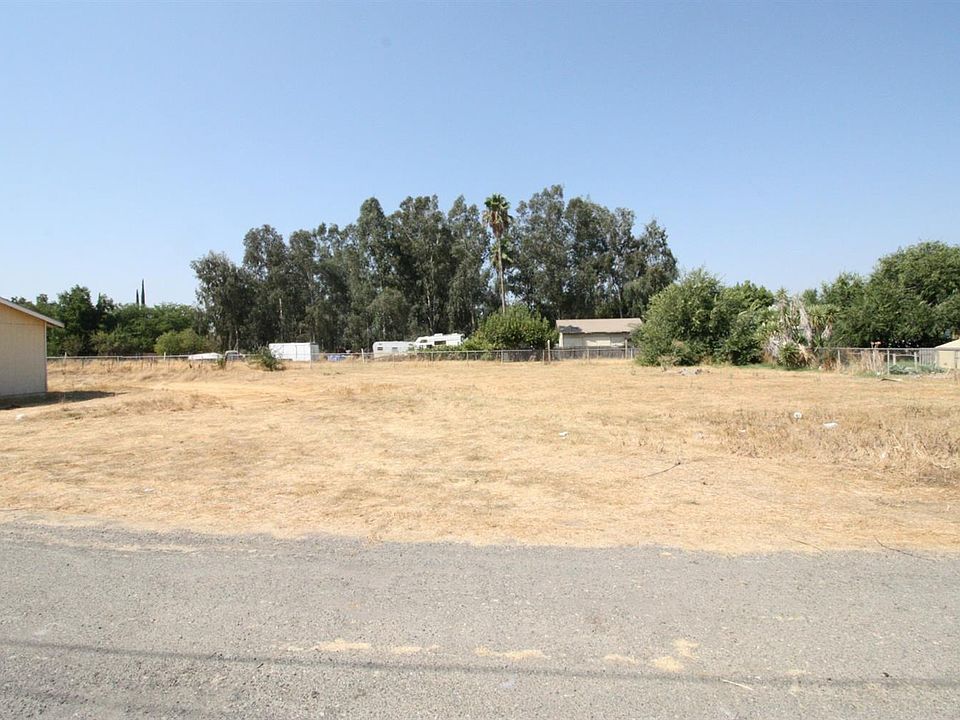 2nd image of 1708 W 10th Ave