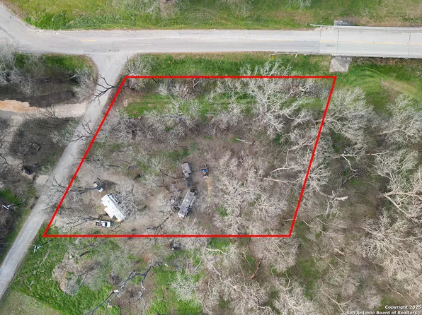 121 TABLER DR LOT 4, Seguin, TX 78155