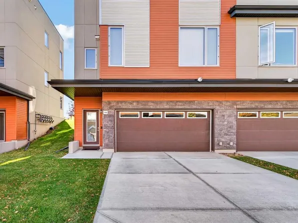 145 NE Shawnee Cmn SW, Calgary, AB T2Y 0P9