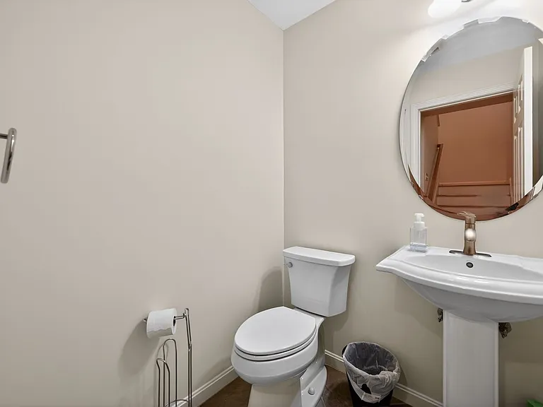6 Whitman Ln — Photo 21