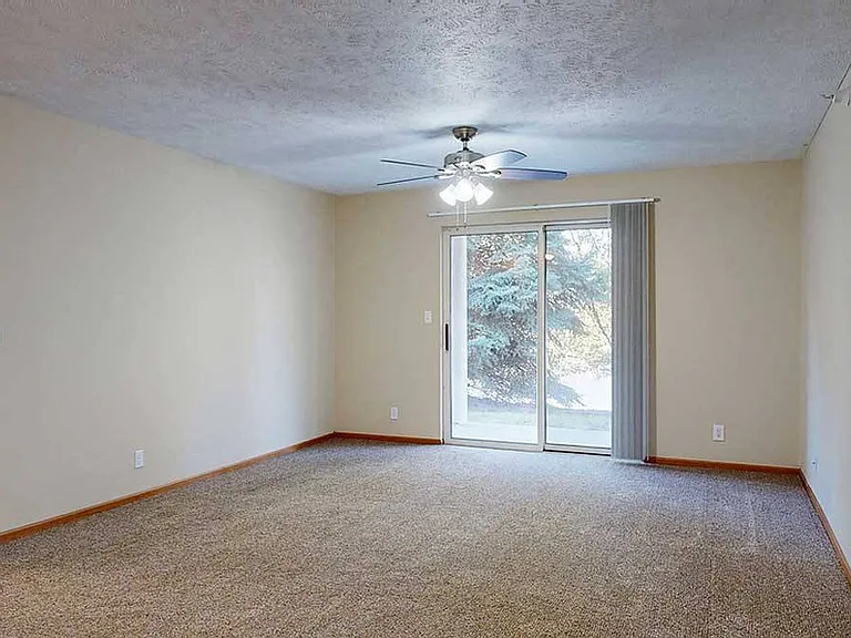 Spacious living rooms give you plenty of room to decorate.