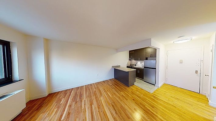 1st image of 50 Prince St APT 5H