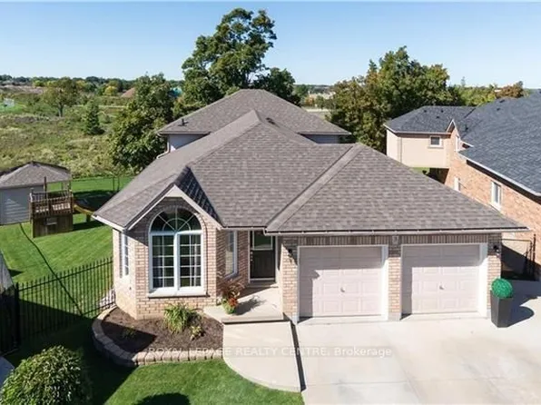 3 Vineberg Dr, Hamilton, ON L9B 2P6