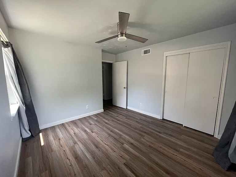 9655 Lanward Dr — Photo 12