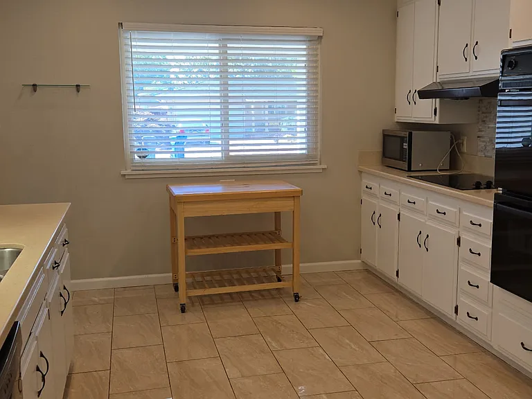 3908 Beechwood Dr — Photo 12