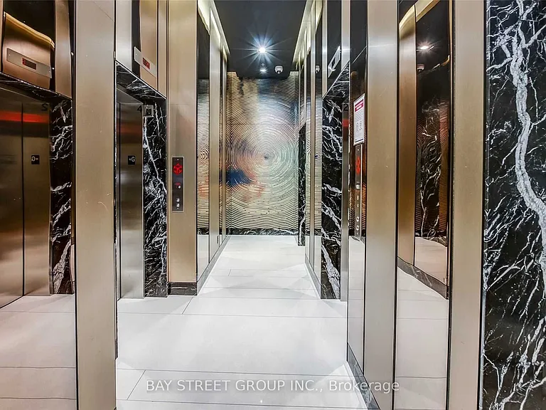 30 Nelson St E #1603 — Photo 22