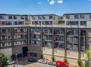 12 Stoneholm St APT 402, Boston, MA 02115