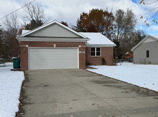 48879 Callens Rd, Chesterfield, MI 48047