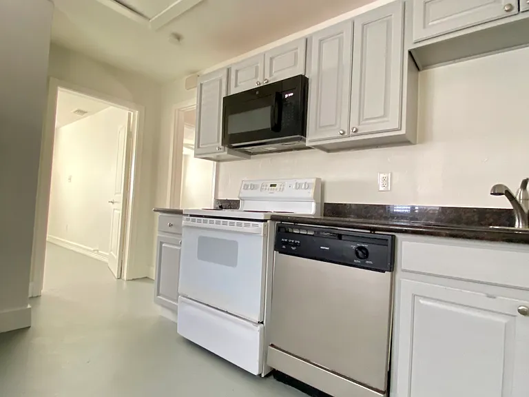 7485 Pitt St #2 — Photo 6