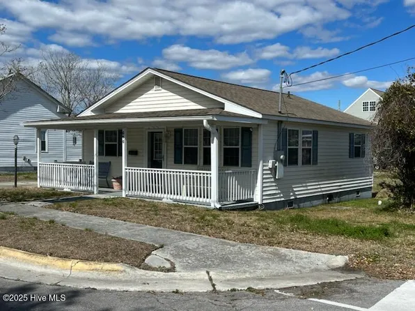 515 Mulberry Street, Beaufort, NC 28516