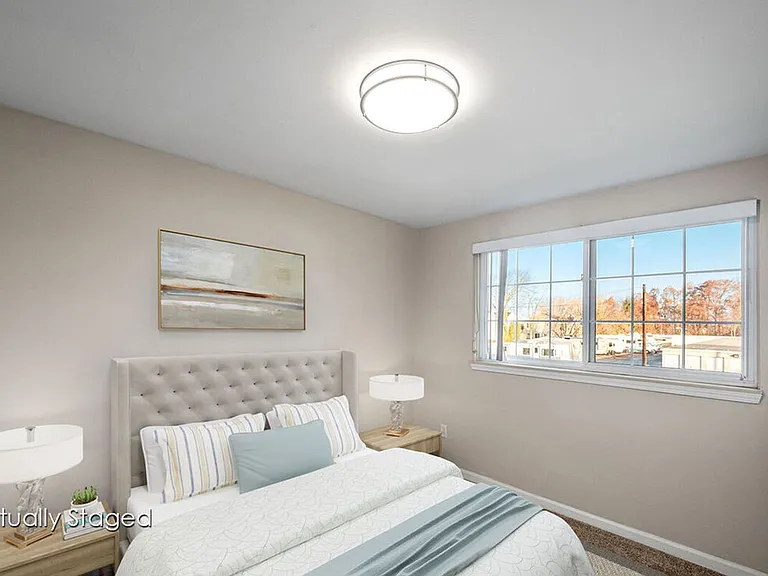 Donovan Townhomes — Photo 3
