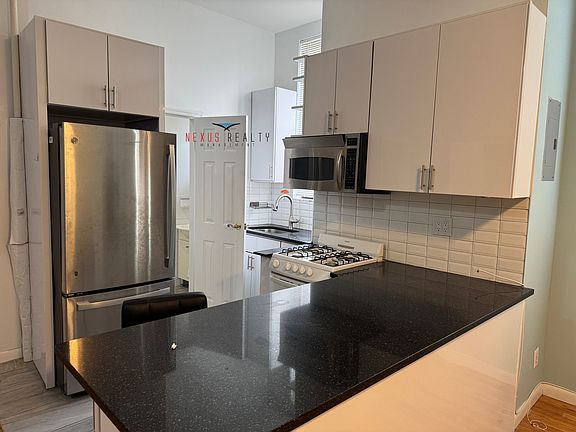 2nd image of 23-35 31st St #1R