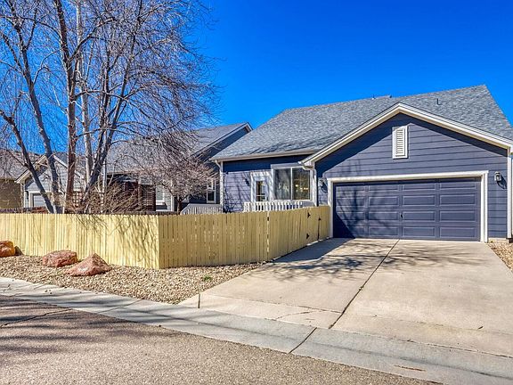 3rd image of 527 Deerwood Dr