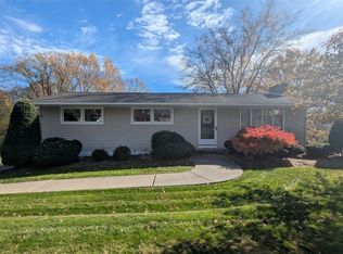 15 Canterbury Dr, Endicott, NY