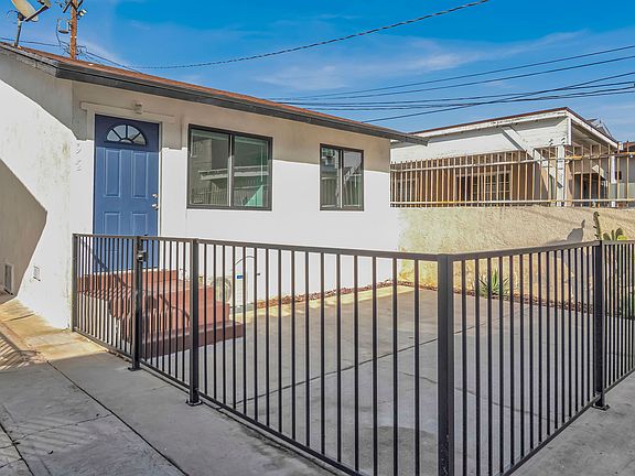 2nd image of 3509 1/2 Percy St #3509-1/2