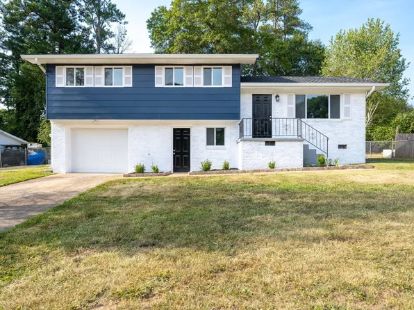 2410 Sunset Strip, Hixson, TN 37343