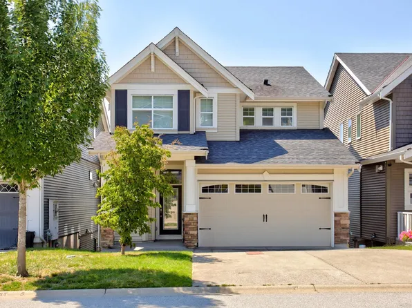 10441 McEachern St, Maple Ridge, BC V2W 0B2