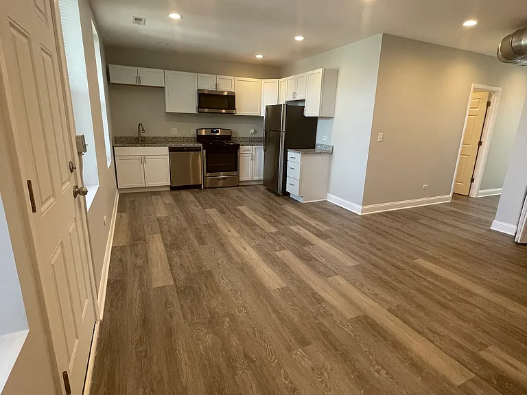 1608 W Wallen Ave #1 — Photo 2
