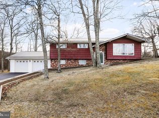 876 Sunrise Dr, Fort Ashby, WV 26719