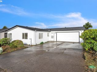 5703 NE Windmill Dr #8, Newport, OR 97365