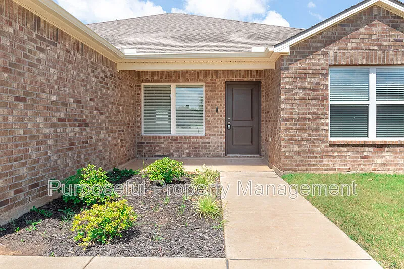 3 bed, 2.0 bath, 1713 sqft, $1,850 — Photo 3