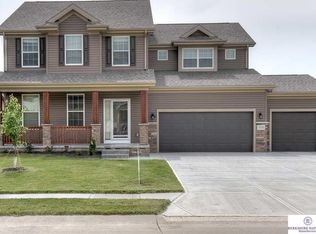 7310 S 184th St, Omaha, NE 68136