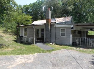 954 Williams Rd, Rogersville, TN 37857