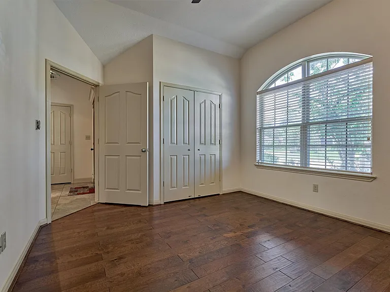 13511 Summer Hill Dr — Photo 6