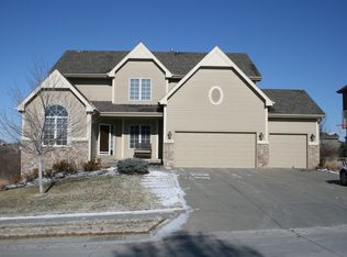 18322 Tyler St, Omaha, NE 68135