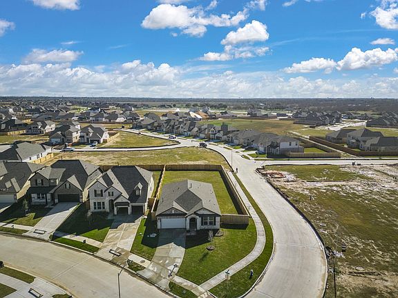 An additional view of 2992 Tantara Drive - an oversized corner lot with a huge backyard.