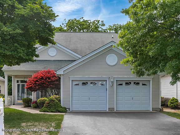 2nd image of 26 Silverspring Dr