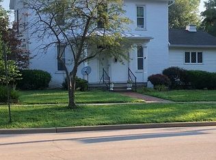 403 E College Ave, Greenville, IL