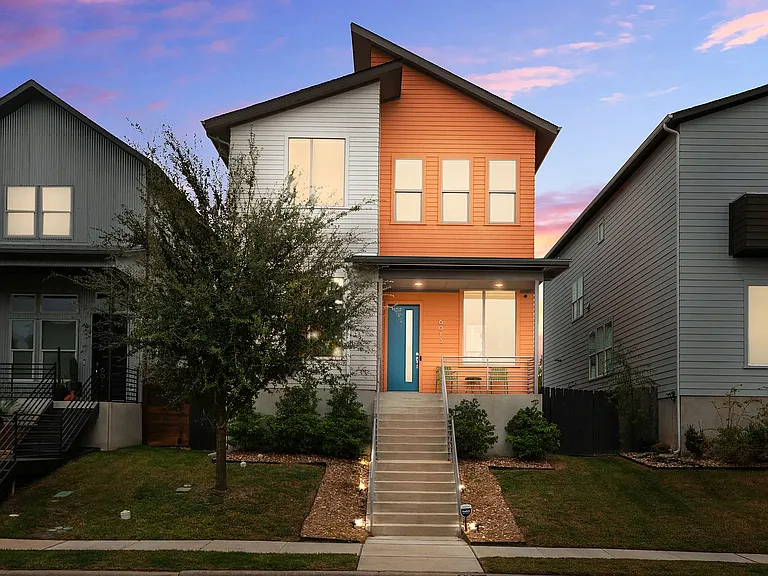 6013 Florencia Ln — Photo 32