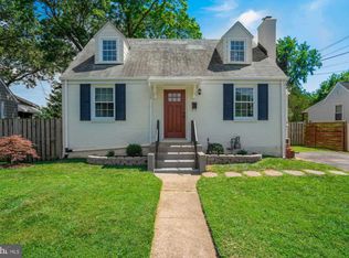6705 Jefferson Ave, Falls Church, VA 22042