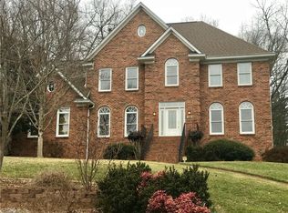 1592 Turkey Hill Rd, Winston Salem, NC 27106